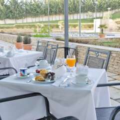 Отель VIP Executive Santa Iria Hotel Португалия, Лореш - отзывы, цены и фото номеров - забронировать отель VIP Executive Santa Iria Hotel онлайн питание фото 3