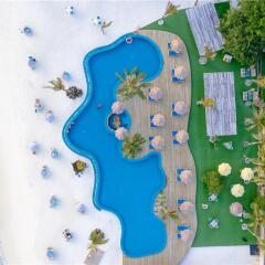 Отель You & Me Maldives Мальдивы, Медупару - отзывы, цены и фото номеров - забронировать отель You & Me Maldives онлайн спортивное сооружение