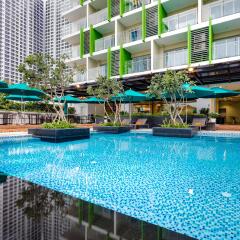 Отель Atlantica Balcony Ocean View Nha Trang бассейн
