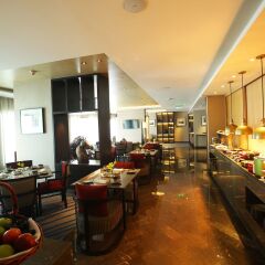 Отель Crowne Plaza New Delhi Mayur Vihar Noida питание фото 2