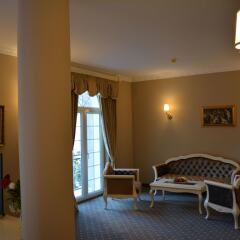 Отель Lot Boutique Hotel Албания, Тирана - отзывы, цены и фото номеров - забронировать отель Lot Boutique Hotel онлайн интерьер отеля фото 2