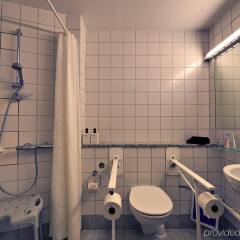 Отель Scandic Aarhus Vest ванная