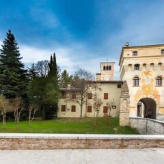 Hotel In Sylvis Ceggia вид на фасад
