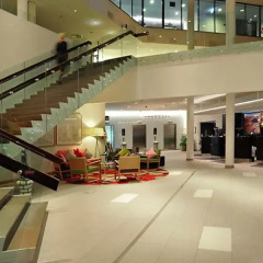 Отель Courtyard by Marriott Stockholm Kungsholmen Швеция, Стокгольм - 5 отзывов об отеле, цены и фото номеров - забронировать отель Courtyard by Marriott Stockholm Kungsholmen онлайн банкомат