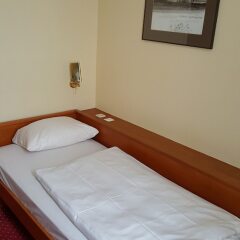 Hotel Mondial Дюссельдорф комната для гостей фото 4