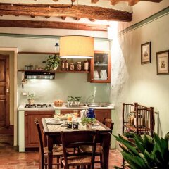 Отель Fattoria Guicciardini Сан-Джиминьяно в номере фото 2