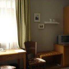 Kapri Hotel София сейф в номере