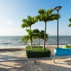 Отель Cholchan Pattaya Beach Resort пляж