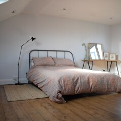 Отель 2 Bedroom Property in Brixton Великобритания, Лондон - отзывы, цены и фото номеров - забронировать отель 2 Bedroom Property in Brixton онлайн комната для гостей фото 3