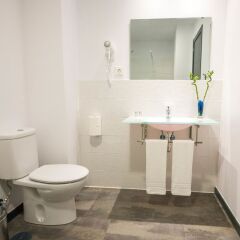 Отель Bajondillo Beach Cozy Inns - Adults Only ванная