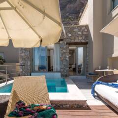 Hotel Antinea Suites & SPA пляж
