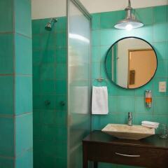Отель Jacarandas-habitación Para 3 Personas en Mazatlán Масатлан ванная фото 2