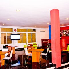 Birdrock Hotel Anomabo гостиничный бар