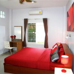 Отель Green Leaf 2 Nai Harn 2 bedrooms Villa комната для гостей