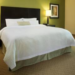 Отель Hampton Inn & Suites Effingham комната для гостей