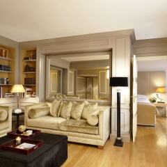 Отель Castille Paris - Starhotels Collezione Париж комната для гостей фото 8