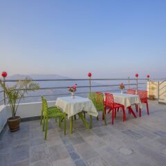 Отель OYO 265 Hotel Black Stone Непал, Катманду - отзывы, цены и фото номеров - забронировать отель OYO 265 Hotel Black Stone онлайн пляж фото 2