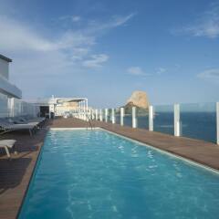Отель RealRent Bahía de Calpe бассейн