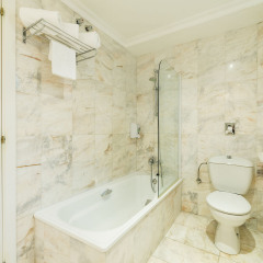Salles Hotel Marina Portals ванная