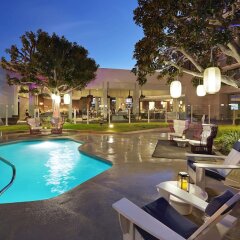 Отель MDR Marina del Rey - a DoubleTree by Hilton США, Лос-Анджелес - отзывы, цены и фото номеров - забронировать отель MDR Marina del Rey - a DoubleTree by Hilton онлайн бассейн фото 3