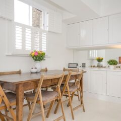 Отель 2 Bedroom Flat Near Hampstead Heath в номере фото 2