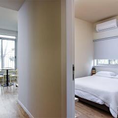 Апартаменты Hanasi 129 - Boutique Apartments Хайфа комната для гостей фото 4