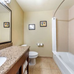 Comfort Inn And Suites Colton in Colton, United States of America from 156$, photos, reviews - zenhotels.com bathroom photo 2