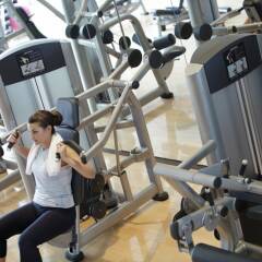 Отель Holiday Inn Beijing Airport Zone фитнесс-зал фото 3