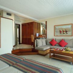 Отель Shandrani Beachcomber Resort & Spa All Inclusive Кюрпип комната для гостей фото 3