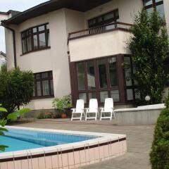 Отель Guesthouse Marija Литва, Вильнюс - отзывы, цены и фото номеров - забронировать отель Guesthouse Marija онлайн бассейн