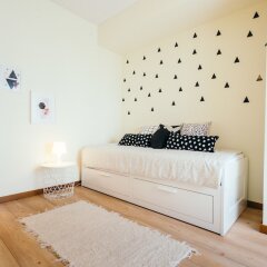 Отель Best Houses 24 - New & Stunning Apartment Португалия, Пениче - отзывы, цены и фото номеров - забронировать отель Best Houses 24 - New & Stunning Apartment онлайн комната для гостей фото 2