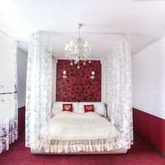 Гостиница Парк-отель Озерки в Самаре 1 отзыв об отеле, цены и фото номеров - забронировать гостиницу Парк-отель Озерки онлайн Самара комната для гостей фото 4