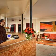 Отель Citadines Bastille Gare de Lyon Paris интерьер отеля
