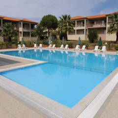 Отель Kalives Resort бассейн фото 4