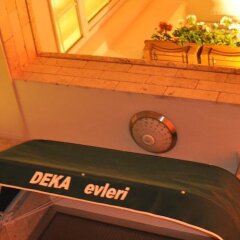 Deka Evleri Турция, Измир - отзывы, цены и фото номеров - забронировать отель Deka Evleri онлайн сейф в номере