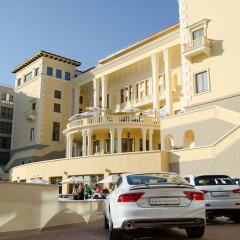 Отель Swissôtel Resort Sochi Kamelia Сочи парковка