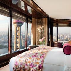 Отель The Ritz-Carlton Shanghai, Pudong Китай, Шанхай - отзывы, цены и фото номеров - забронировать отель The Ritz-Carlton Shanghai, Pudong онлайн комната для гостей фото 3