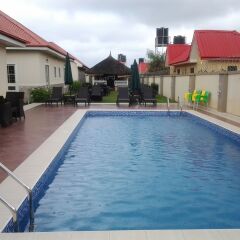 Отель Pearl Manor Luxury Suites с домашними животными