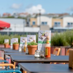 Апартаменты The Boardwalk Apartments бассейн