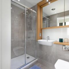 Отель Modern 2 bed for 4 Guests - 15 Mins to LDN Bridge! ванная