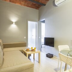 Апартаменты Dingdong Fira Apartments Барселона комната для гостей фото 4