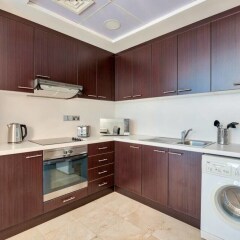 Апартаменты Luxury Apartment Steps Away From Everything! Дубай в номере фото 2