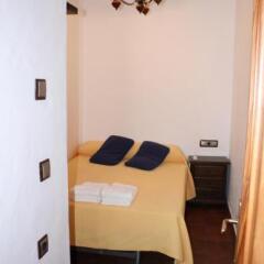 Отель Hostal Torre de Guzman Испания, Кониль-де-ла-Фронтера - отзывы, цены и фото номеров - забронировать отель Hostal Torre de Guzman онлайн сейф в номере