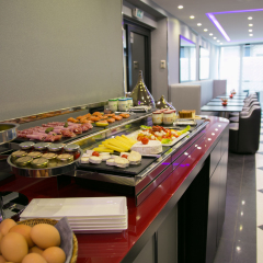 L'Empire Paris Hotel питание
