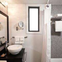 Отель Capitol Hill Hotel США, Вашингтон - 1 отзыв об отеле, цены и фото номеров - забронировать отель Capitol Hill Hotel онлайн ванная