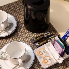 Отель Best Western Hôtel Victor Hugo в номере