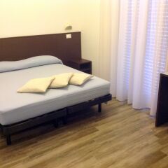 Hotel Carmen комната для гостей