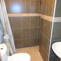Отель Noor Hotel Apartments Иордания, Солт - отзывы, цены и фото номеров - забронировать отель Noor Hotel Apartments онлайн ванная