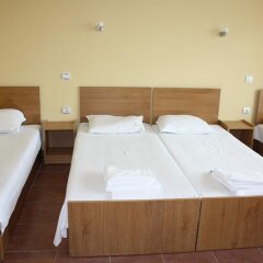 Family Hotel Santorini Свети Влас комната для гостей фото 2