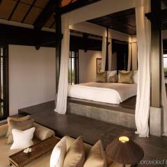 Отель Four Seasons Resort The Nam Hai, Hoi An, Vietnam комната для гостей фото 3